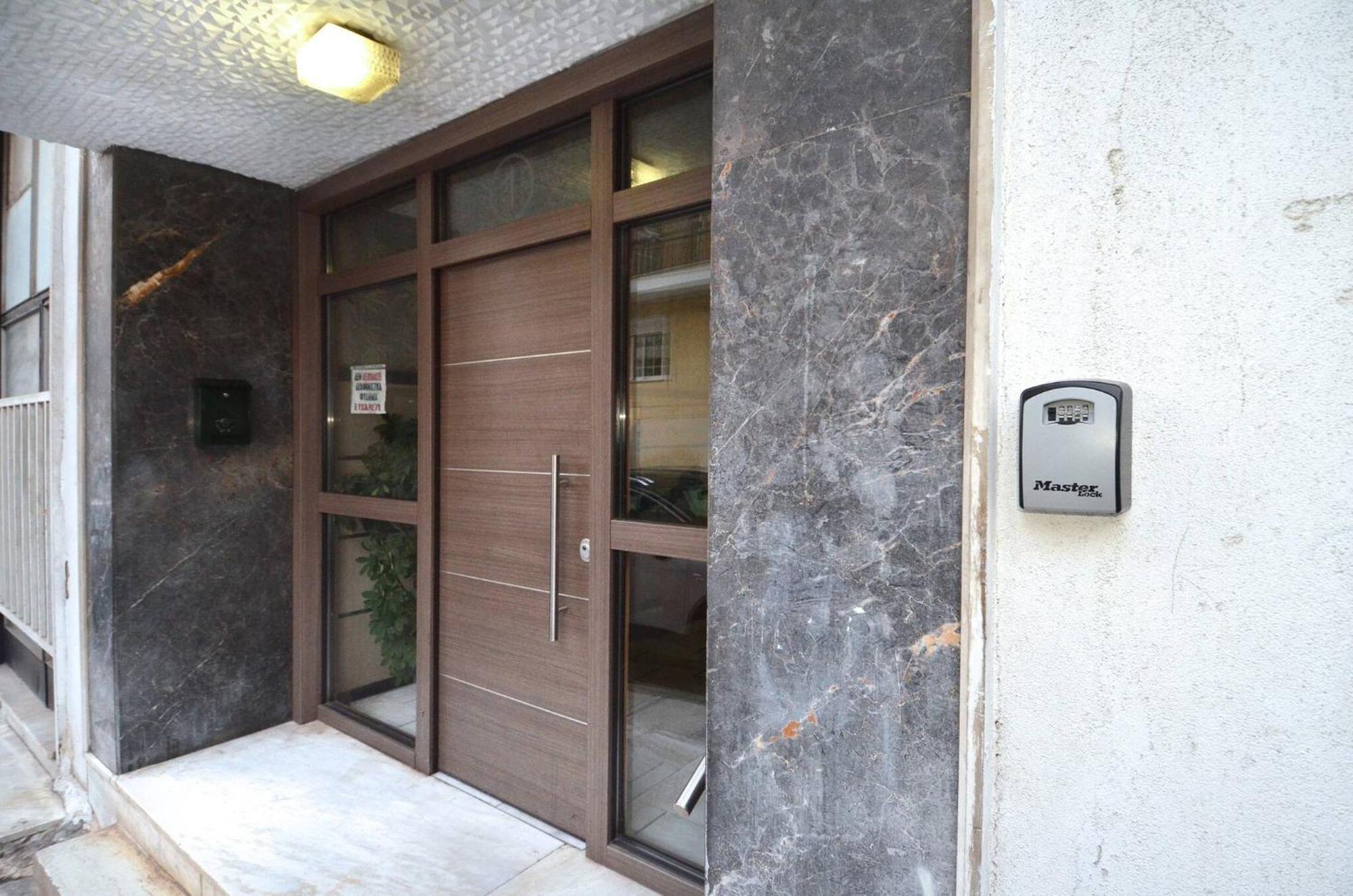 A Minimal Retire At Kypseli With An Amazing View Apartment Athens Exterior photo